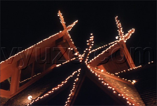 Christmas decorations / Location: Baan Boran, Golden Triangle, Thailand